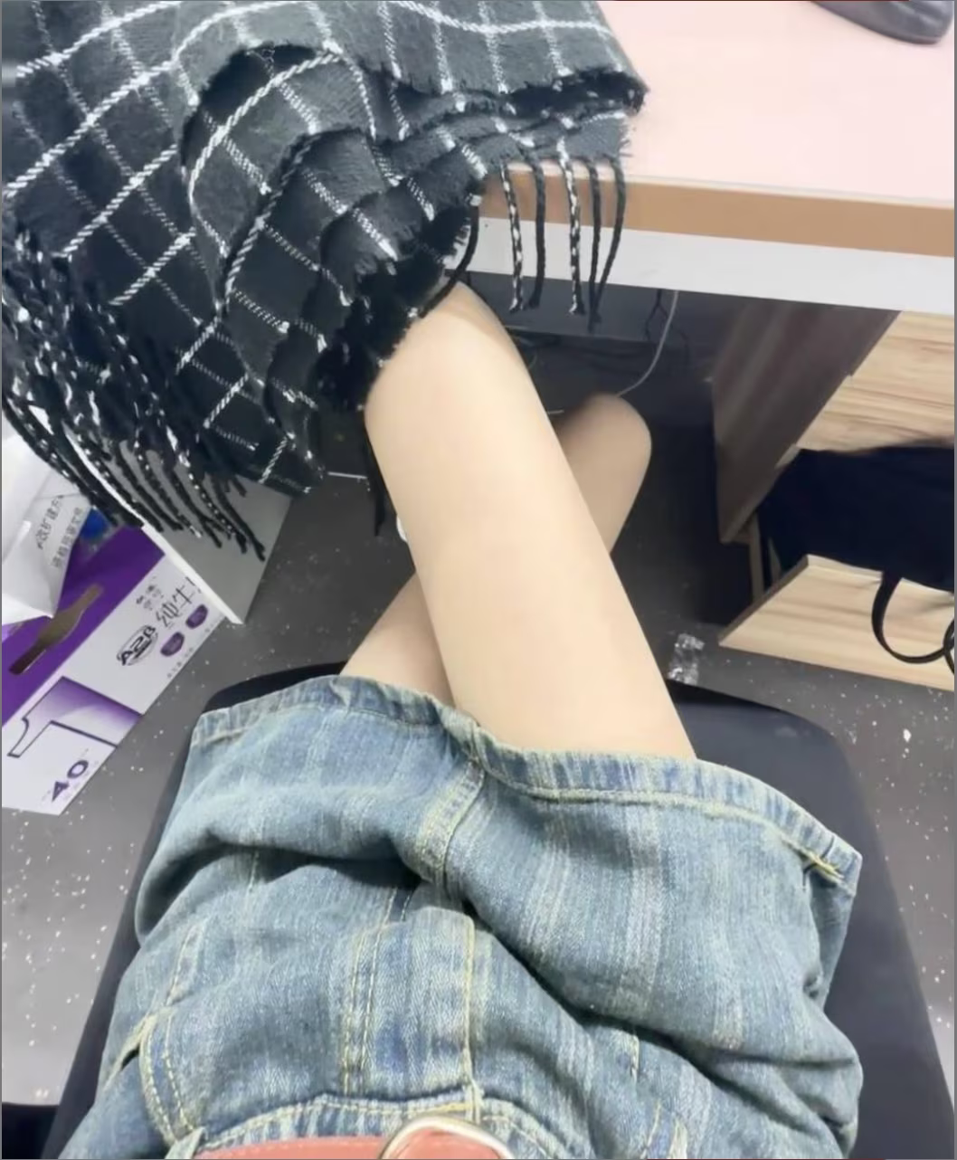 不为女色所动01